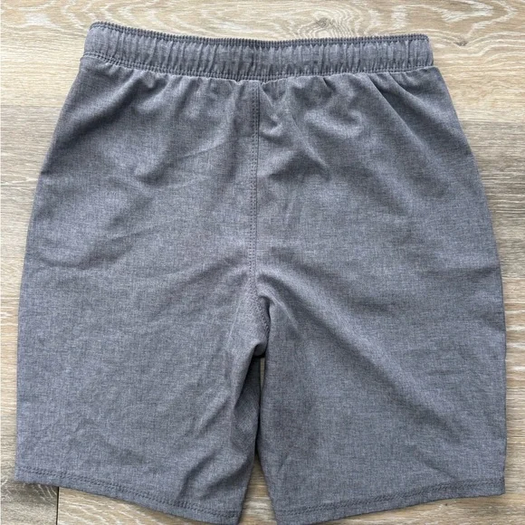 NWT Boys Gray Hurley Hybrid Shorts 10/12 - Picture 2 of 3
